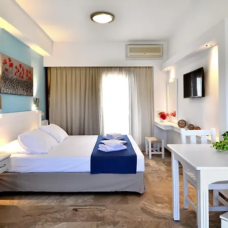 Korali Hotel de apartamente Troulos