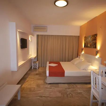 Aparthotel Korali 2*
